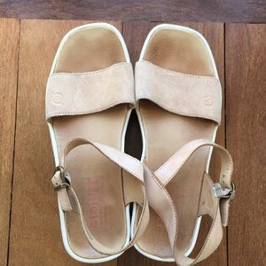 born breaker platform sandal